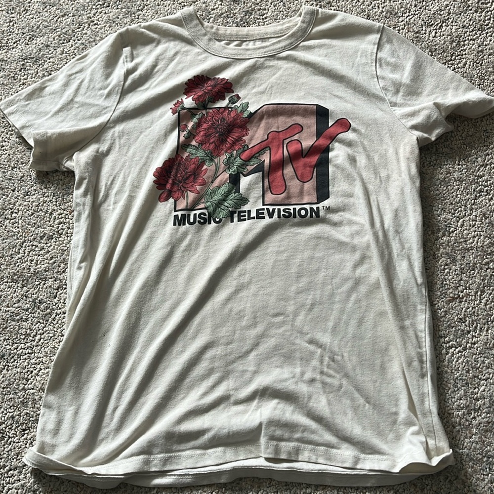 MTV shirt